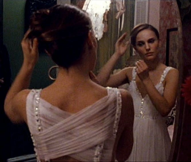 white swan costume natalie portman