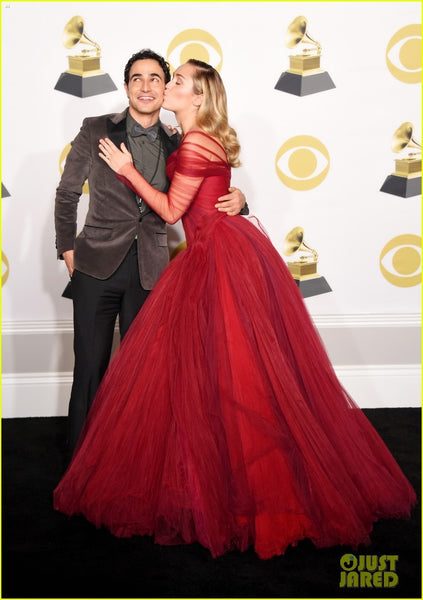 Burgundy Miley Cyrus Off The Shoulder Ruched Dress Tulle Prom Celebrity Evening Dress Grammys Ball Gown Online